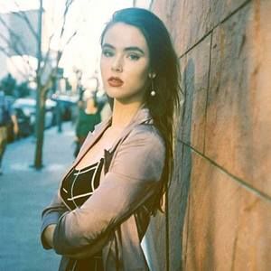 Meet your Posher, Erin calla